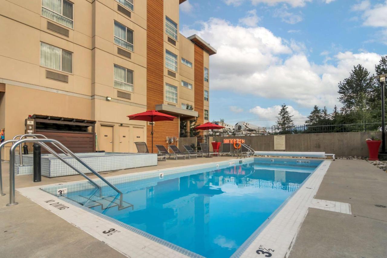 Best Western Plus Revelstoke Exteriér fotografie
