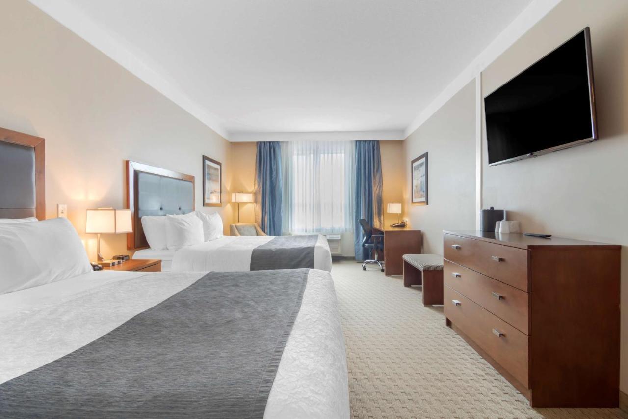 Best Western Plus Revelstoke Exteriér fotografie